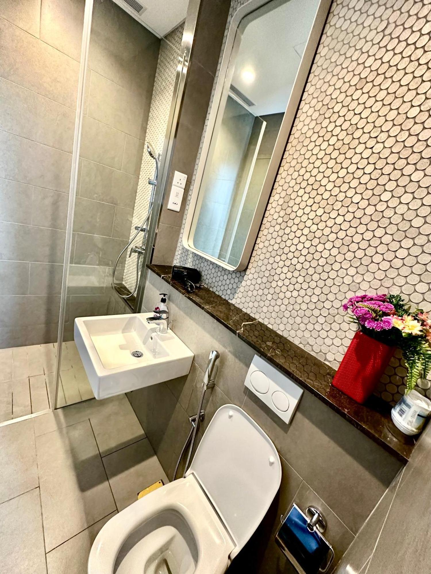 Apartment Smart At Lucentia Bbcc Lalaport