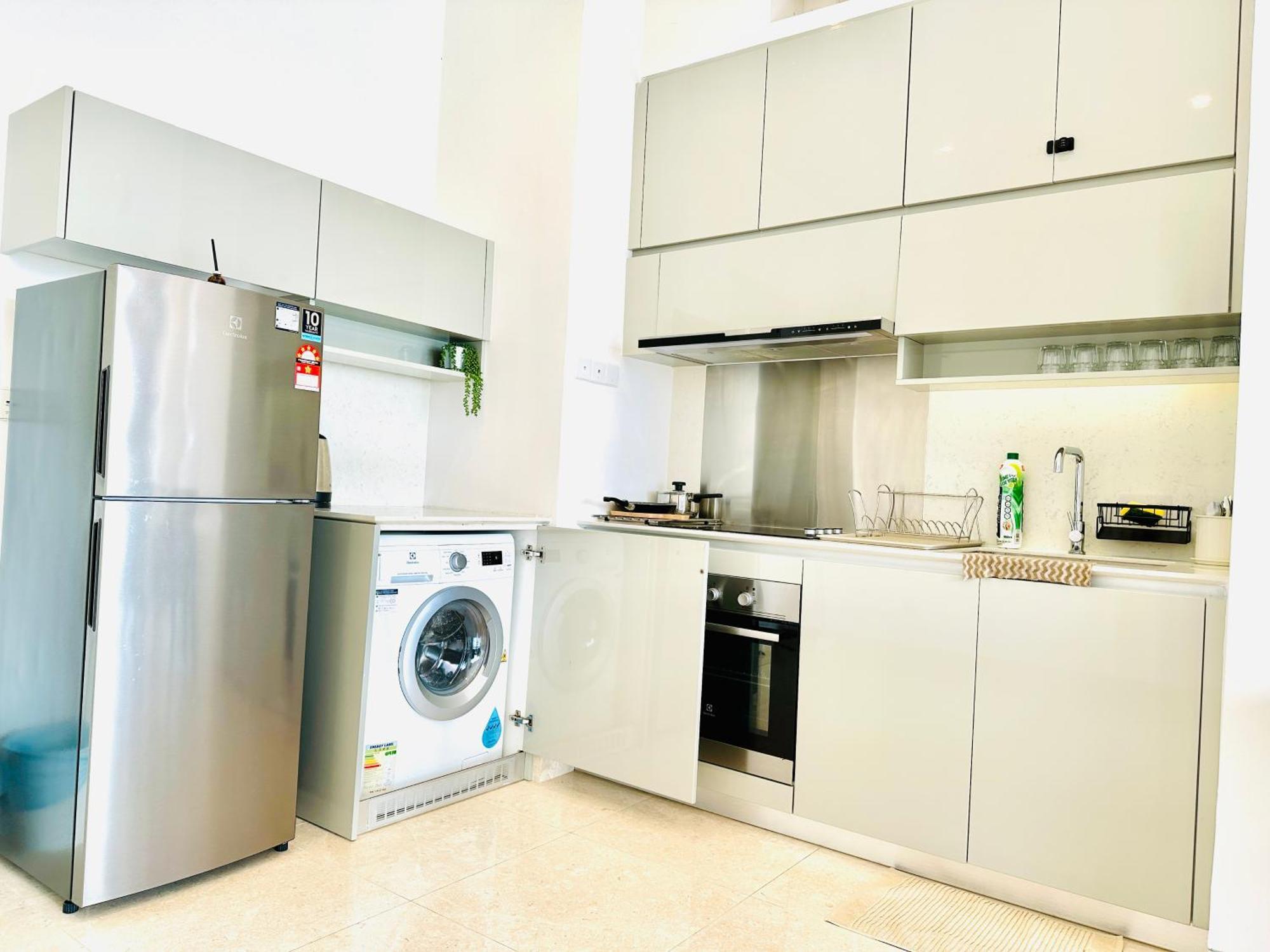 Apartment Smart At Lucentia Bbcc Lalaport *