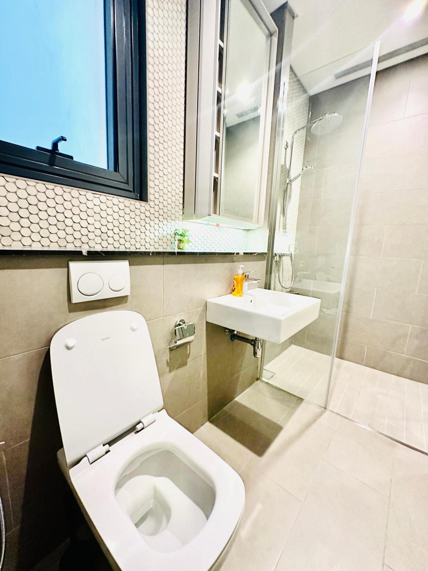 Apartment Smart At Lucentia Bbcc Lalaport
